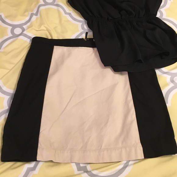LOFT Dresses & Skirts - L O F T Canvas Color Block Mini Skirt
