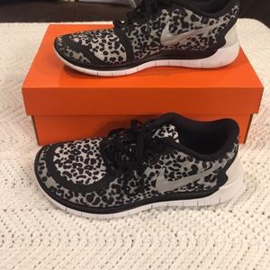 Nike Free 5.0 Size 5 Youth