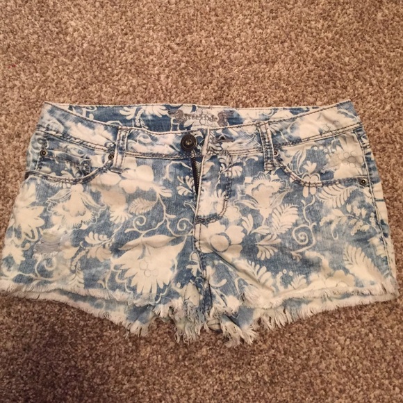 Fun printed distressed jean shorts