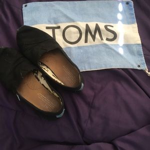 Black Toms S7