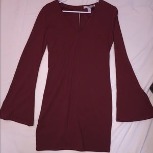 bodycon dress with flared sleeves