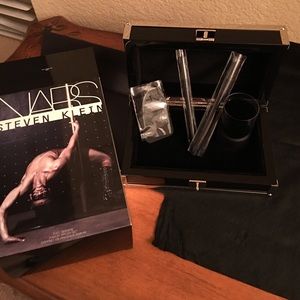 Nars mini kabuki brush set