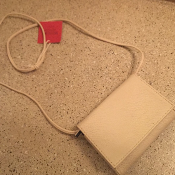 NWT: Target Mossimo Tan Crossbody Purse - Picture 2 of 4