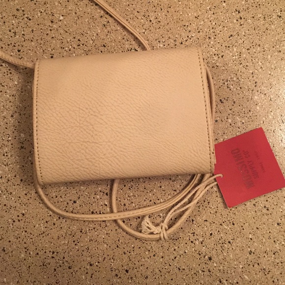 NWT: Target Mossimo Tan Crossbody Purse - Picture 4 of 4