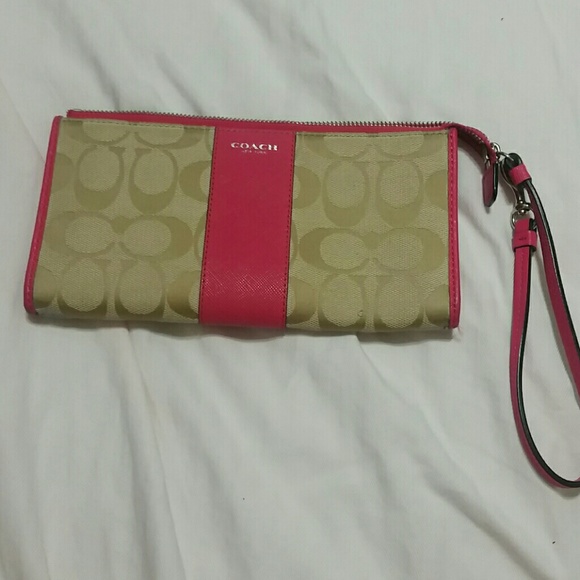 Pink/Brown canvas and leather wristlet  from Coach - Picture 1 of 3