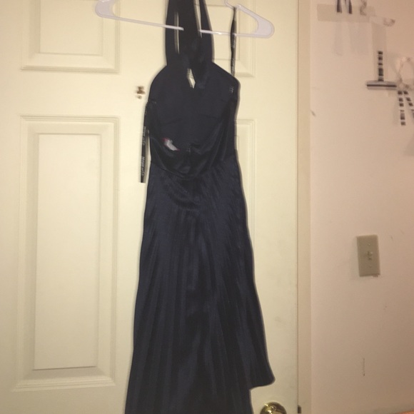 Dress! - Picture 2 of 4