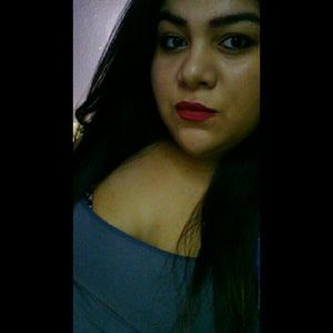 Meet your Posher, Leonela