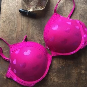 Pink lacy VS push up bra!!