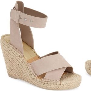 Dolce Vita Nova Wedge