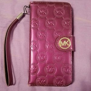 Michael Kors iPhone 6 Plus Wallet Case