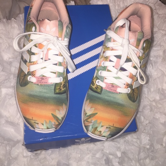 🌸🌺🌸🌺🌸 adidas sneakers 👟🌸🌺🌸🌺🌸