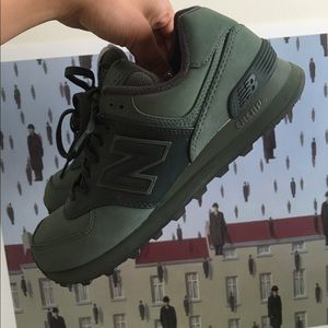 New balance sneakers