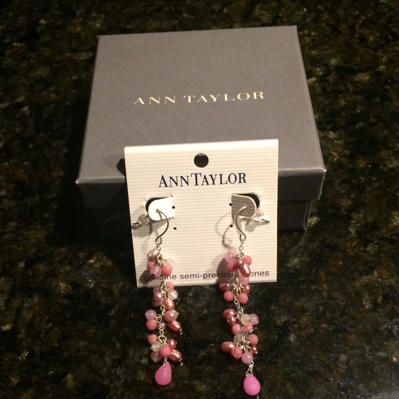 Ann Taylor earrings - Picture 1 of 1