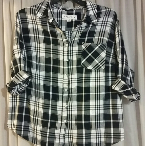 💥SALE💥 AVA & VIV Black/White Plaid Shirt