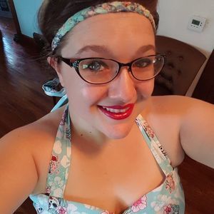 Meet your Posher, Mickaela