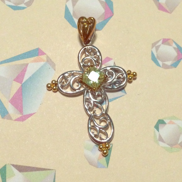 Silver cross pendant