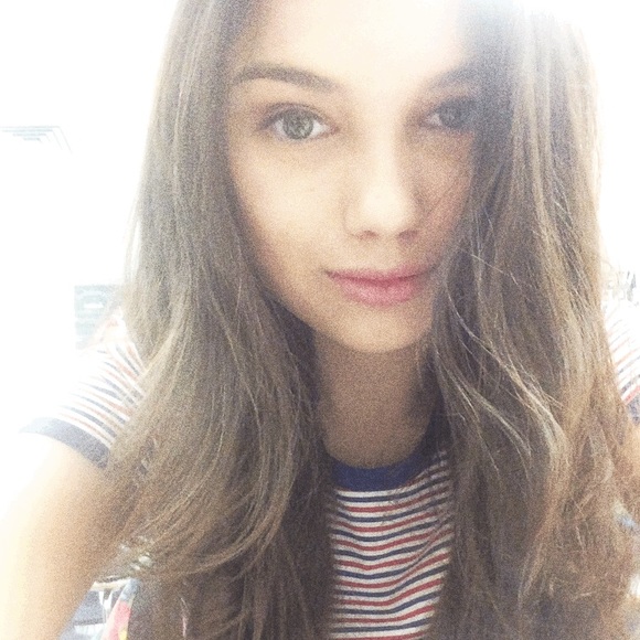 Meet your Posher, Allison - Picture 1 of 1