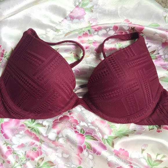 Victoria's Secret Other - Victoria's Secret 34A body by Victoria plum bra💋