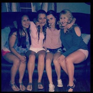 Meet your Posher, Abby