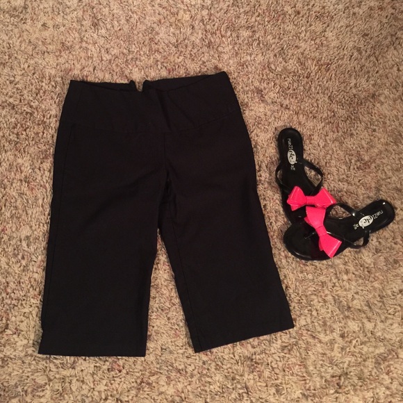 BLACK DRESS SHORTS, XL from Contempo, so cute$$