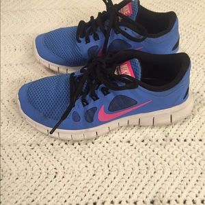 Nike free 5.0 size Youth 4