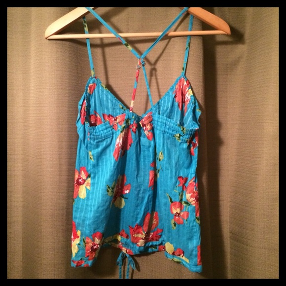 🌺HOST PICK🌺 Blue Hawaiian Halter Blouse - Picture 3 of 8
