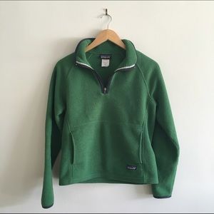 PATAGONIA fleece jacket. Green. Women's Small.