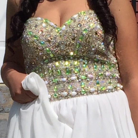 Prom Dress - Picture 3 of 4