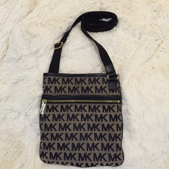 Michael Kors  Messenger Bag