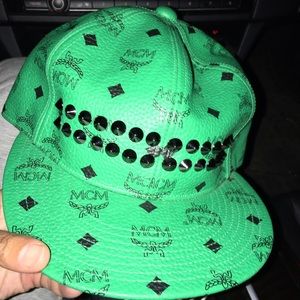 MCM HAT