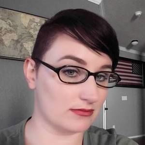 Meet your Posher, Krystal