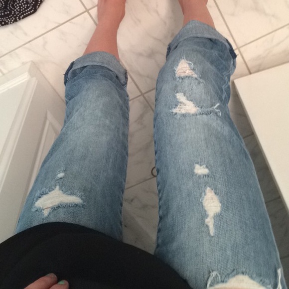 Distressed Denim Capris
