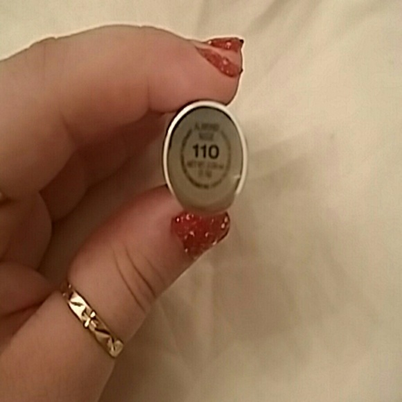 Neutrogena color stick - Picture 2 of 2