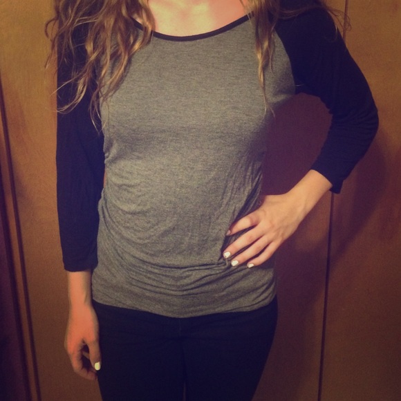 Fitted baseball tshirt