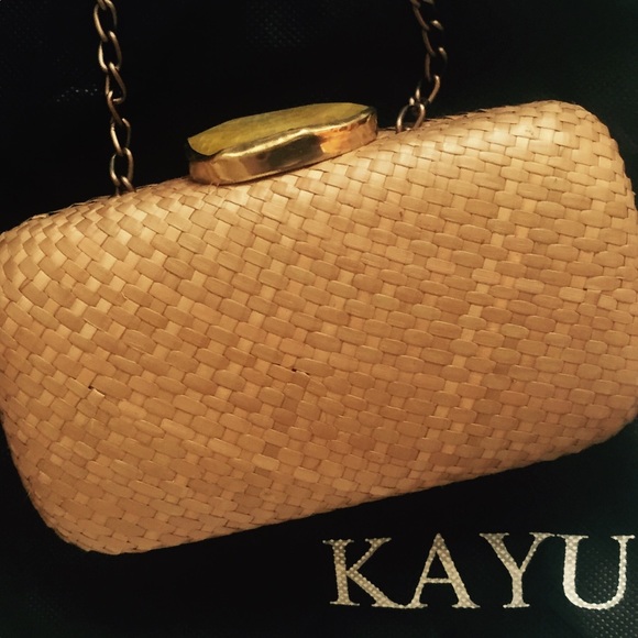 Kayu Handbags - 🍁KAYU DESIGN CLUTCH🍁