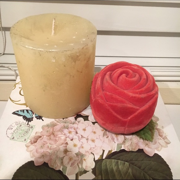 Flower Ring Holder