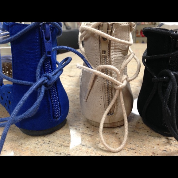 New last ones sale - Picture 2 of 3