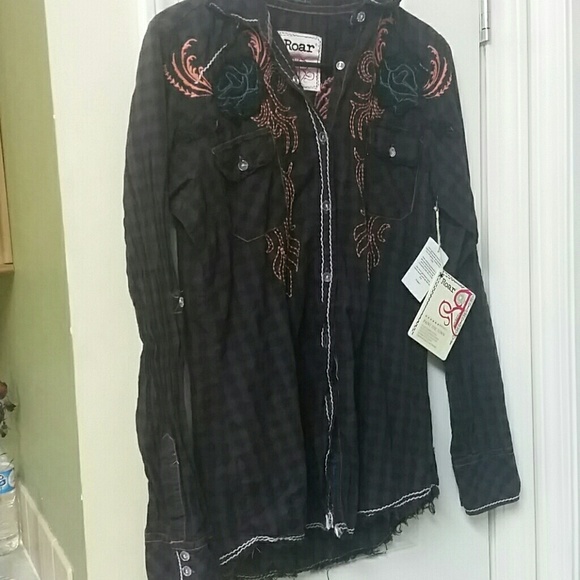 Roar button up shirt purple and black.