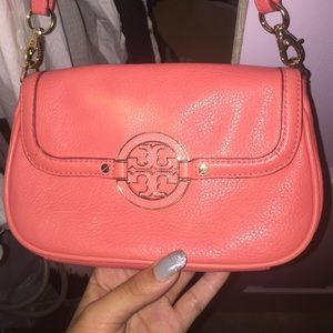Coral Amanda Tory burch crossbody