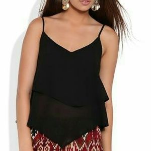 Tiered flowy Tank top v neck