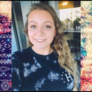 Meet your Posher, Trishia