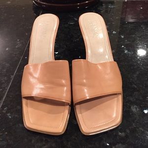 🎉SALE🎉 Franco Sarto mule