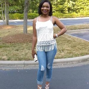 Meet your Posher, Jocelyne