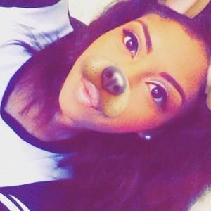 Meet your Posher, Jazmine