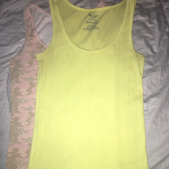 10 Tank Tops ... Sold as bundle - Picture 3 of 4