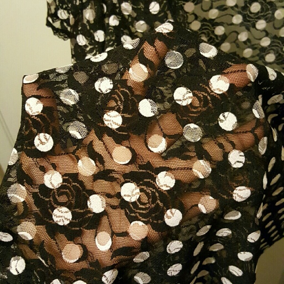 Polka dot rose print lace top - Picture 2 of 2
