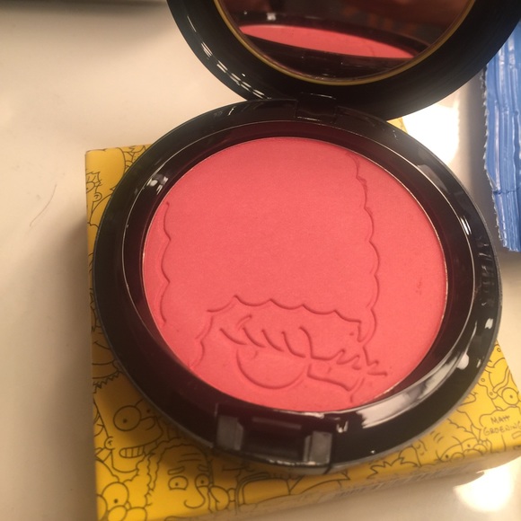 MAC COSMETICS
