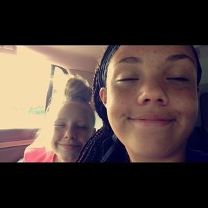 Meet your Posher, Raychel