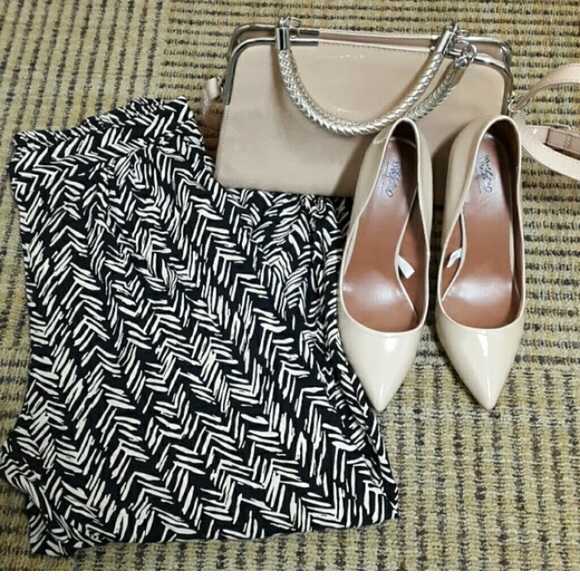 ‼️Classy Nude Heel/Pump‼️
