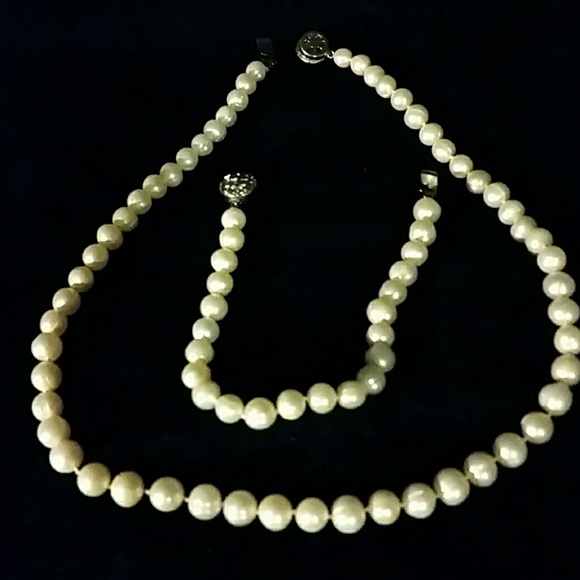 Necklace set
